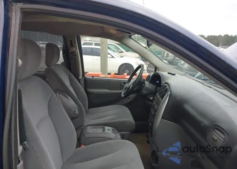 2005 Chrysler Town & Country Touring z USA, uszkodzony, nr VIN 2C8GP54L95R208286